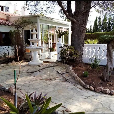 Villa Maison A Ametlla De Mar Pour 6 Personnes Avec Grande Piscine Communautaire Et Jardin Arbore - Hisp-217-239