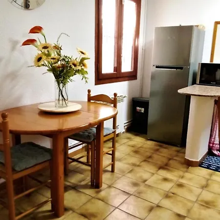 Maison A Ametlla De Mar Pour 6 Personnes Avec Grande Piscine Communautaire Et Jardin Arbore - Hisp-217-239 L'Ametlla de Mar