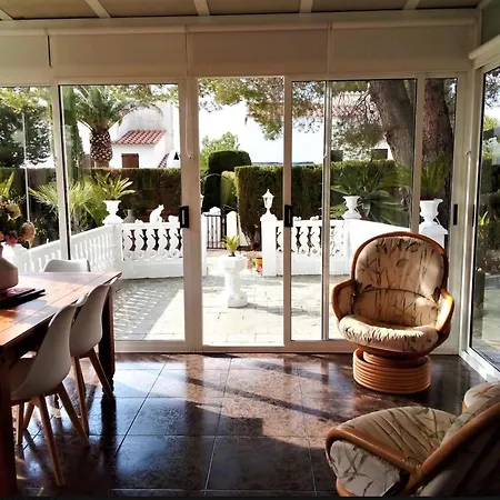 Maison A Ametlla De Mar Pour 6 Personnes Avec Grande Piscine Communautaire Et Jardin Arbore - Hisp-217-239 Villa