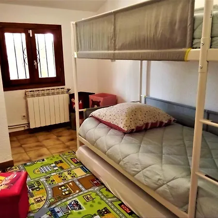 Villa Maison A Ametlla De Mar Pour 6 Personnes Avec Grande Piscine Communautaire Et Jardin Arbore - Hisp-217-239